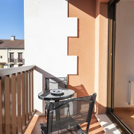 Daire Brisa De Cantabrico-piscina Y Parking Prellezo